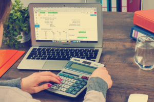 O contador e a sua importância para o crescimento das pequenas empresas! IMAGEM 01 300x200 - O contador e a sua importância para o crescimento das pequenas empresas!